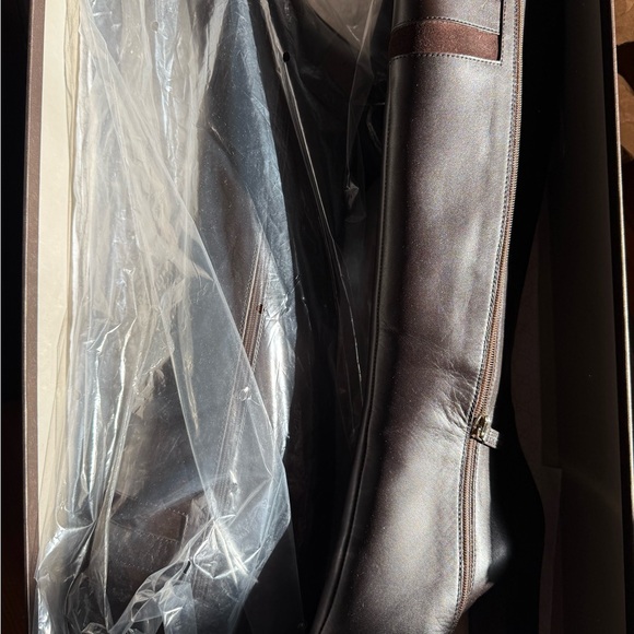 NWT, Gucci Boots - Picture 14 of 14